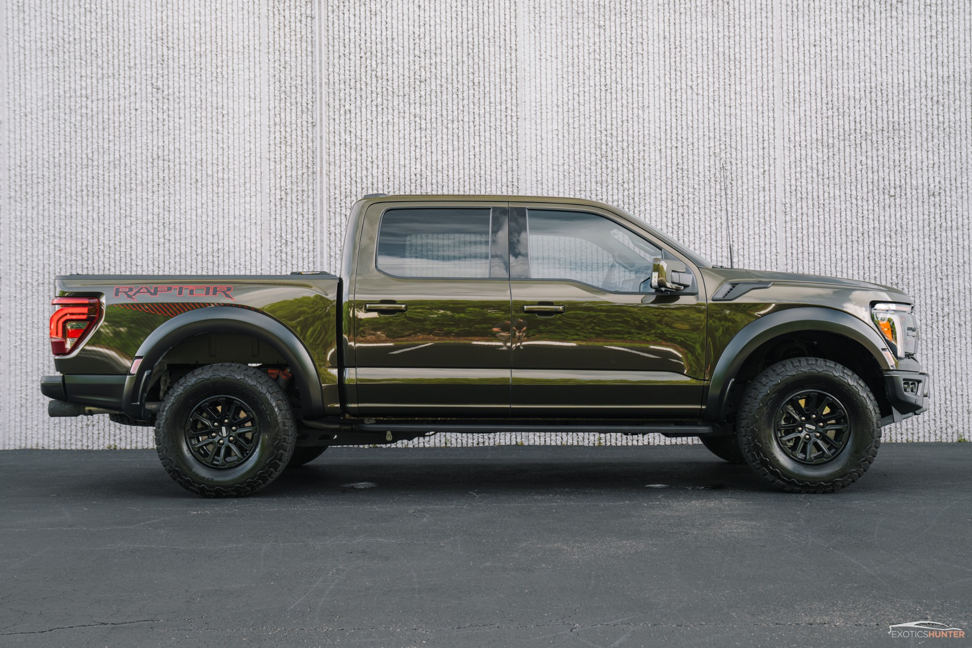 Green Ford F 150 Raptrer R Ford Raptor Green And Black