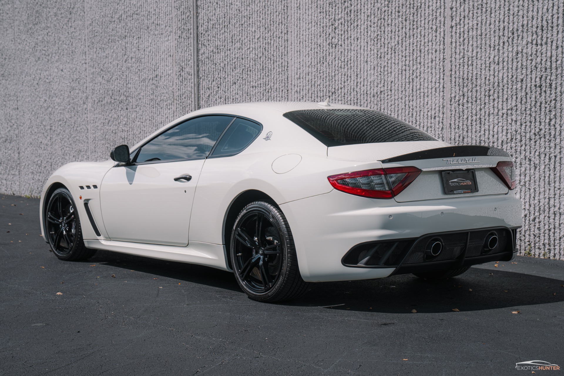 2014 Maserati Granturismo MC photo 20